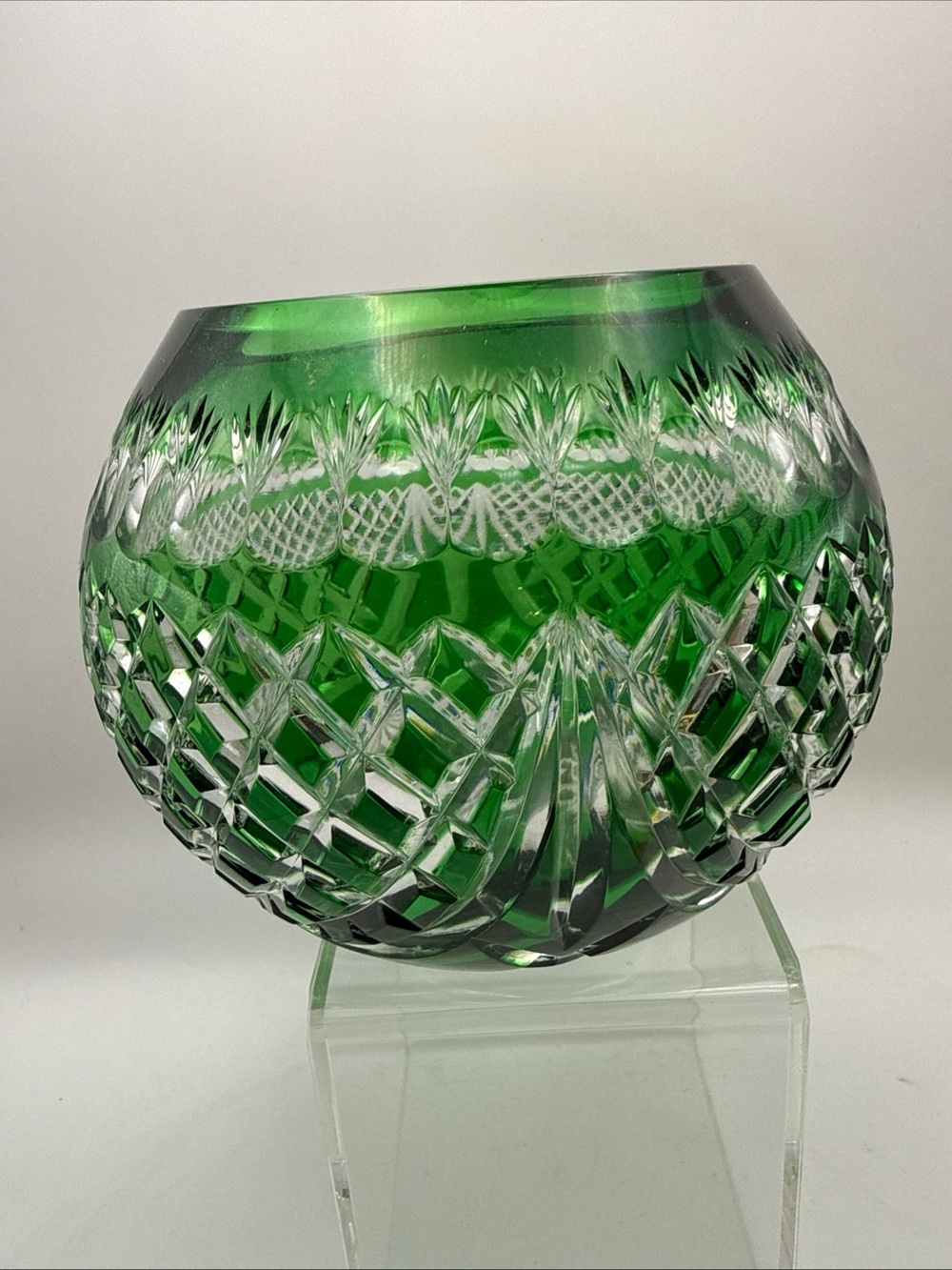 Vintage Crystal Emerald Green Rose/Bowl Vase, 24% Lead Crystal, Hand Cut Appx 5” - Picture 6 of 12